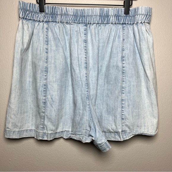 We The Free Get Free Chambray Blue Pull-On Shorts XL Casual Pull On Cotton Boho - Picture 3 of 9